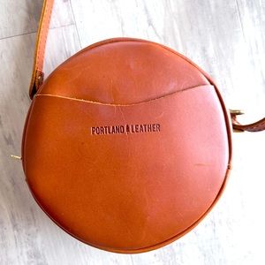 Portland Leather circle crossbody